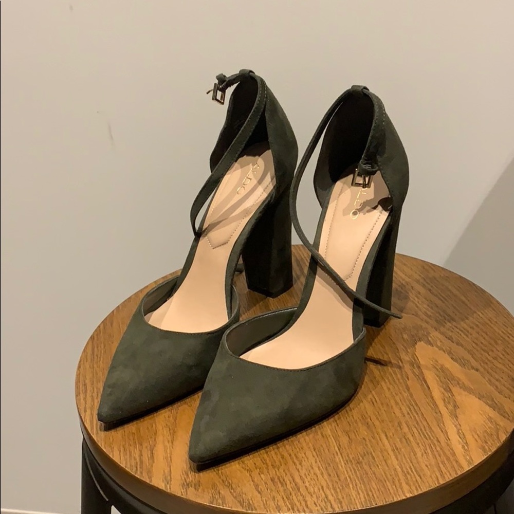 ALDO Olive Green Block Heel with Strap!
